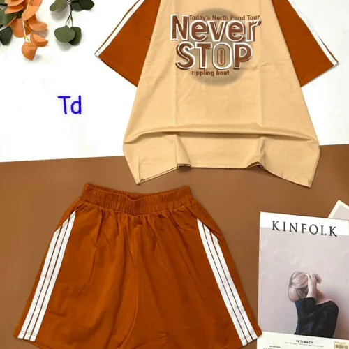 Đồ bộ quần đùi áo tay ngắn in chữ NEVER STOP