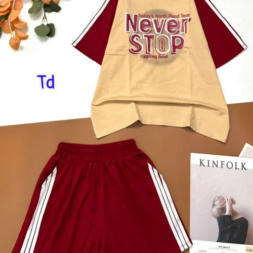 Đồ bộ quần đùi áo tay ngắn in chữ NEVER STOP