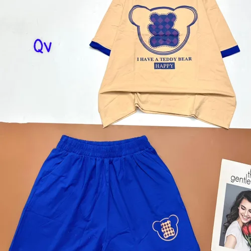Đồ bộ quần đùi áo tay ngắn in gấu quần cùng màu viền áo