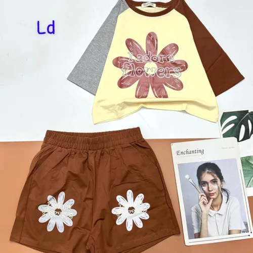 Đồ bộ quần đùi áo tay ngắn in hình bông hoa lớn
