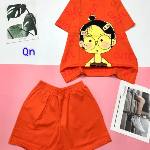 Đồ bộ quần đùi áo tay ngắn in hình cô bé chữ cute