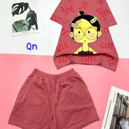 Đồ bộ quần đùi áo tay ngắn in hình cô bé chữ cute