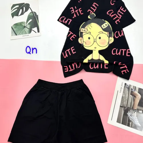 Đồ bộ quần đùi áo tay ngắn in hình cô bé chữ cute