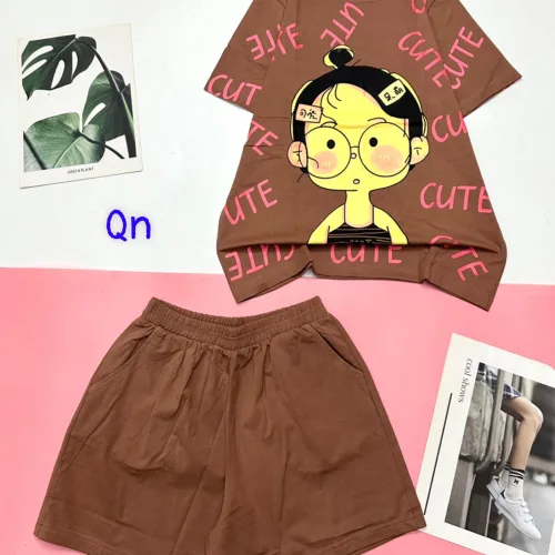 Đồ bộ quần đùi áo tay ngắn in hình cô bé chữ cute