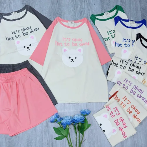 Đồ bộ quần đùi áo tay ngắn in hình mặt gấu