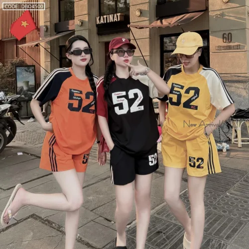 Đồ bộ quần đùi áo tay ngắn in số 52
