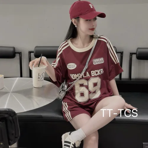 Đồ bộ quần đùi áo tay ngắn in số 69