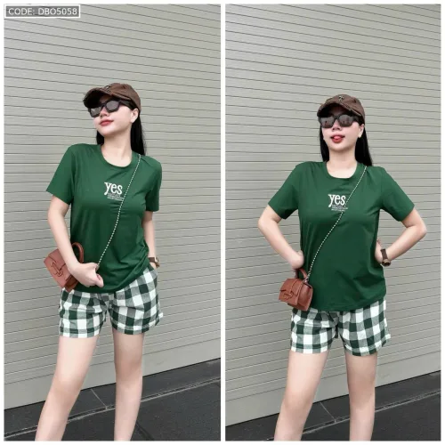 Đồ bộ quần đùi carô áo tay ngắn in chữ yes