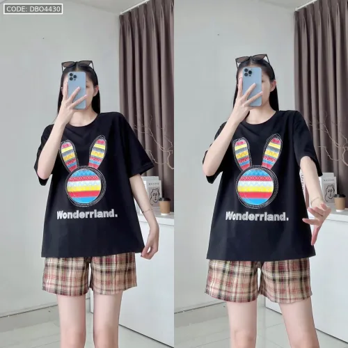 Đồ bộ quần đùi caro áo tay ngắn in đầu thỏ màu