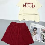 Đồ bộ quần đùi cùng màu viền cổ áo in chữ HAPPY MOOD
