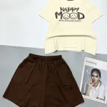 Đồ bộ quần đùi cùng màu viền cổ áo in chữ HAPPY MOOD