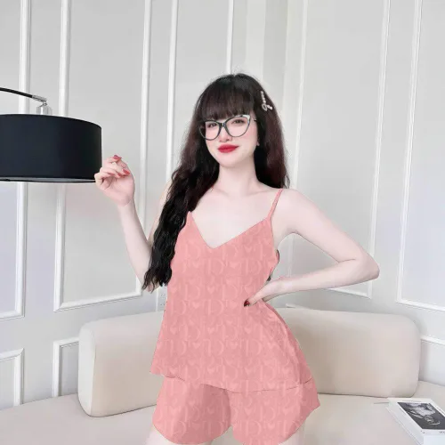 Đồ bộ quần đùi vải gấm áo hai dây siêu mát tim nhỏ