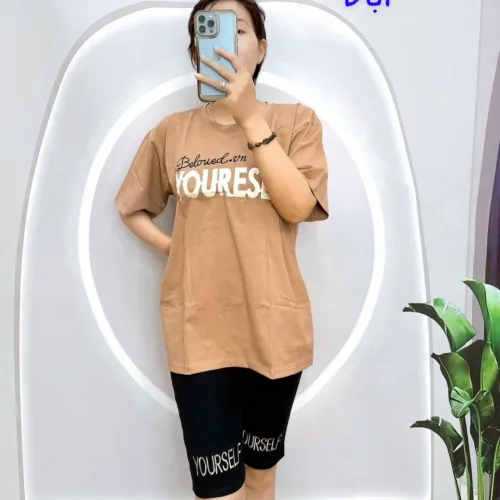 Đồ bộ quần lửng  áo tay ngắn in chữ trên áo và ống quần