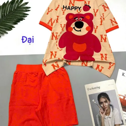 Đồ bộ quần lửng áo tay ngắn in gấu lớn Happy