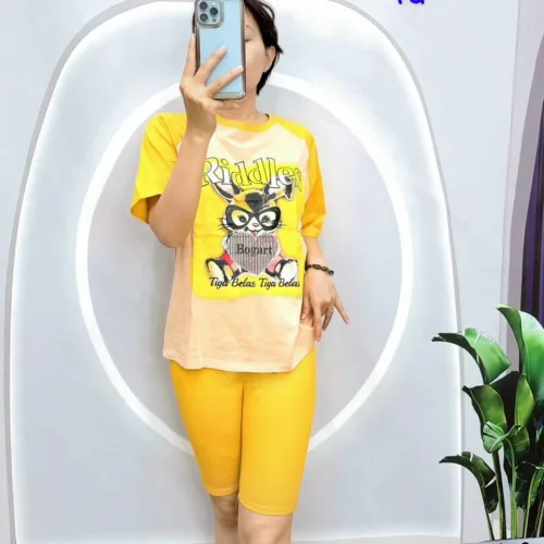 Đồ bộ quần lửng áo tay ngắn in hình thỏ ôm trái tim