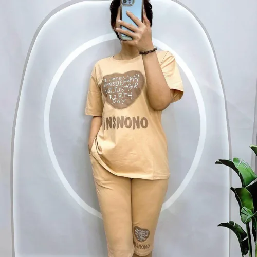 Đồ bộ quần lửng áo tay ngắn in trái tim và chữ