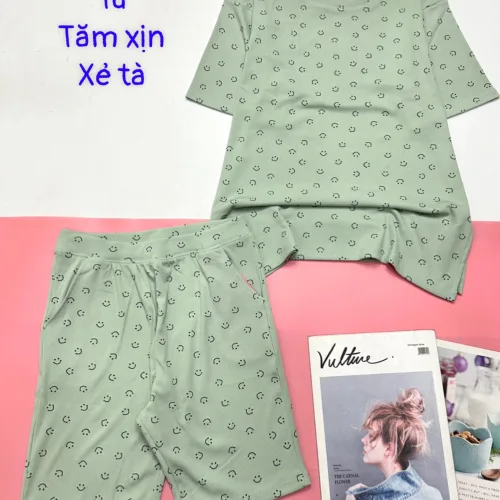 Đồ bộ quần lửng áo tay ngắn tăm xịn xẻ tà