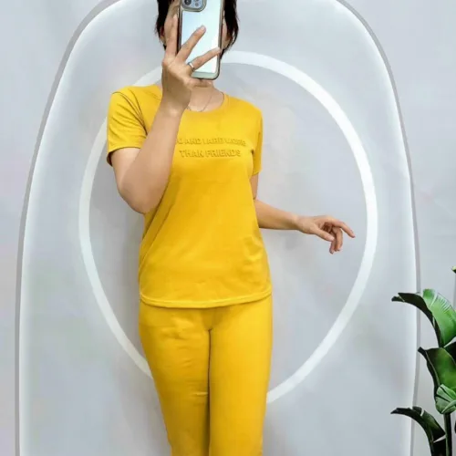 Đồ bộ quần lửng áo tay ngắn trơn in chữ nổi