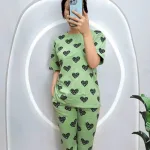Đồ bộ quần lửng áo thun in hình nhiều trái tim