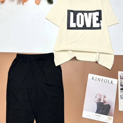 Đồ bộ quần lửng đen áo tay ngắn chữ Love to