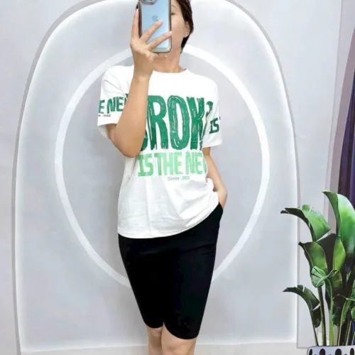 Đồ bộ quần lửng đen áo tay ngắn in chữ lớn