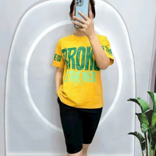 Đồ bộ quần lửng đen áo tay ngắn in chữ lớn