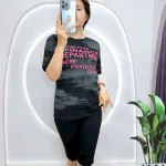 Đồ bộ quần lửng đen áo tay ngắn in nhiều chữ