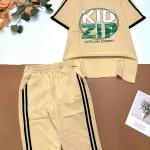 Đồ bộ quần lửng hai sọc áo tay ngắn in chữ KIDZIP