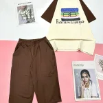 Đồ bộ quần lửng màu của tay áo tay ngắn in chữ BALENCIAGA