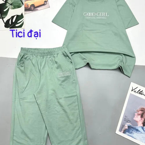 Đồ bộ quần lửng màu trơn áo tay ngắn in chữ GOOD GIRL