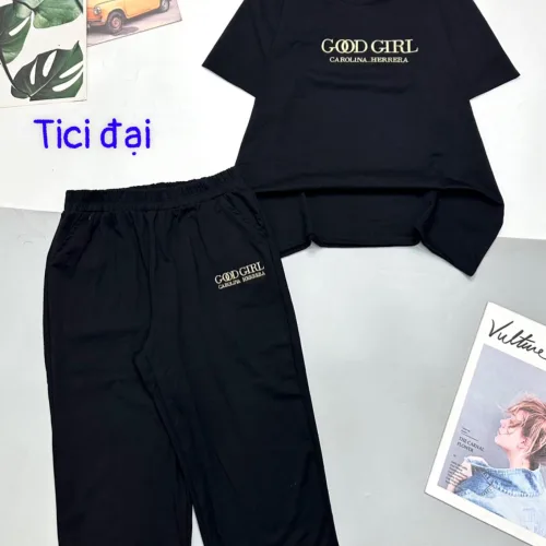 Đồ bộ quần lửng màu trơn áo tay ngắn in chữ GOOD GIRL