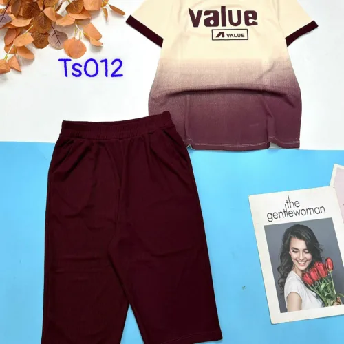Đồ bộ quần ngố  áo tay ngắn loang in chữ Value