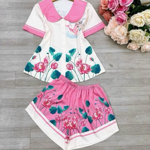 Đồ bộ satin mặc nhà quần đùi áo tay ngắn cổ bẻ hoạ tiết dể thương