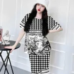Đồ bộ satin quần lững áo cổ tròn in hình dể thương