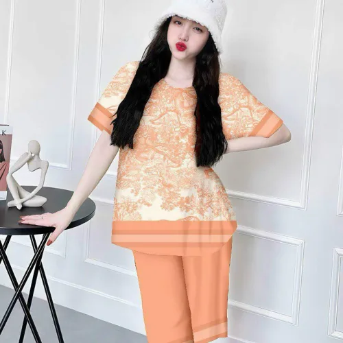 Đồ bộ satin quần lững áo cổ tròn in hình dể thương