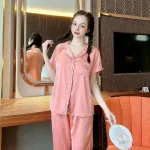 Đồ bộ satin trơn quần lửng áo 2 sơ mi có túi trước may viền