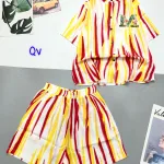 Đồ bộ sọc loang quần đùi áo sơ mi tay ngắn cổ bẻ in chữ M