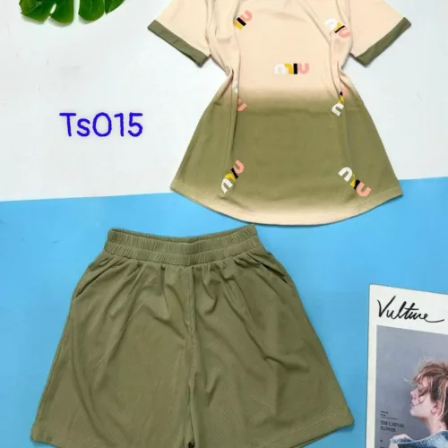 Đồ bộ tăm lạnh loang 2 màu quần đùi  áo cổ tròn tay ngắn in chữ
