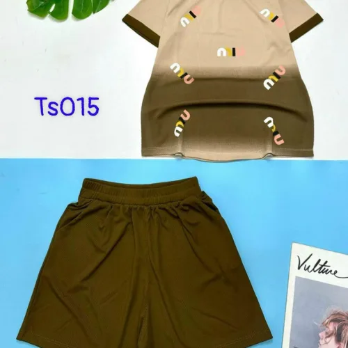 Đồ bộ tăm lạnh loang 2 màu quần đùi  áo cổ tròn tay ngắn in chữ