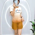 Đồ bộ thun nữ quần đùi áo loang 2 màu in chữ miss ou