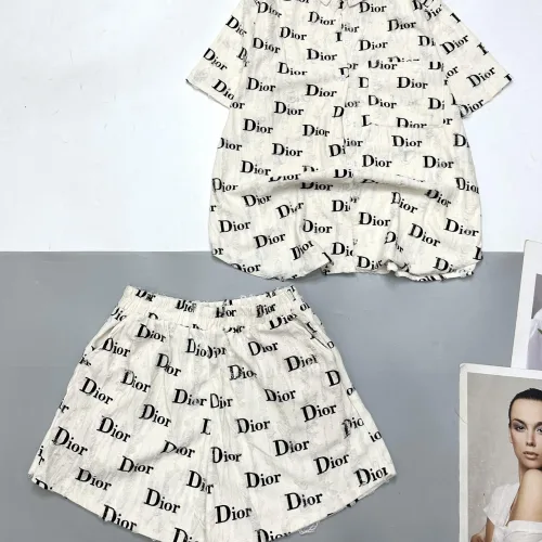 Đồ bộ tơ xước quần đùi áo sơ mi tay ngắn cổ bẻ in hoạ tiết
