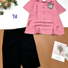 Đồ bộ tơ xước quần ngố đen áo sơ mi tay ngắn in hình bên trái