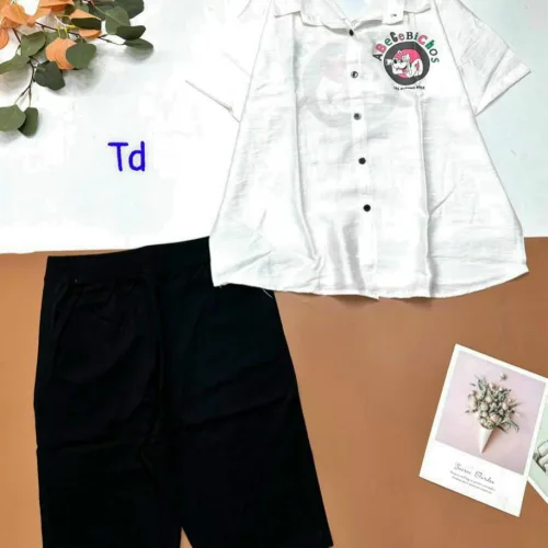 Đồ bộ tơ xước quần ngố đen áo sơ mi tay ngắn in hình bên trái
