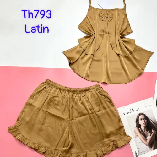 Đồ bộ trơn quần đùi latin áo có nơ nhỏ 2 dây