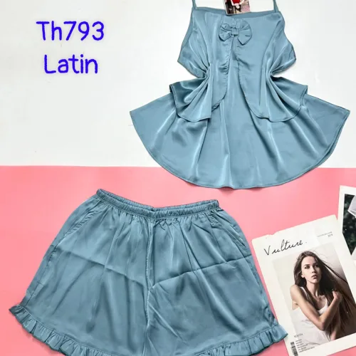Đồ bộ trơn quần đùi latin áo có nơ nhỏ 2 dây