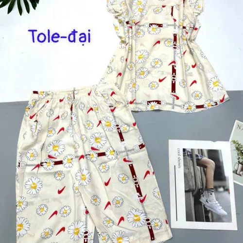 Đồ bộ vải tole quần lửng áo sát nách bèo hình bông thú