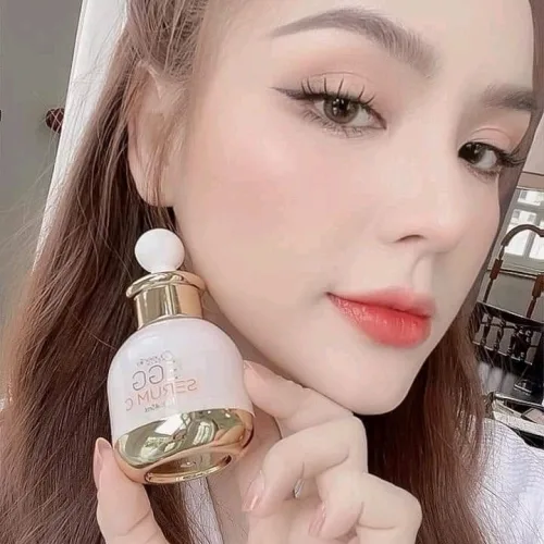 Serum Vitamin C trắng da mờ thâm Queenie Skin Egg Vita C