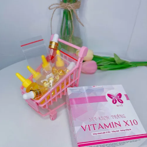 Set 1 Bộ 17 Sản Phẩm Kích Trắng Da Vitamin x10 Myo