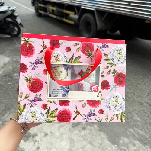 Set 2 Chai Sữa Tắm Double Rich Hương Hoa Iris & Hương Hoa Hồng 200g
