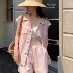Sét 3 món kaki hồng kèm áo crop 2 dây trắng + short